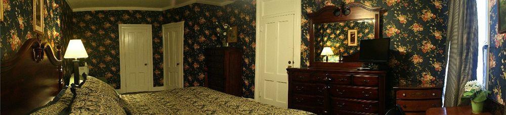 The Yankee Pedlar Inn Torrington Dış mekan fotoğraf