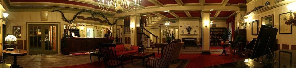 The Yankee Pedlar Inn Torrington Dış mekan fotoğraf